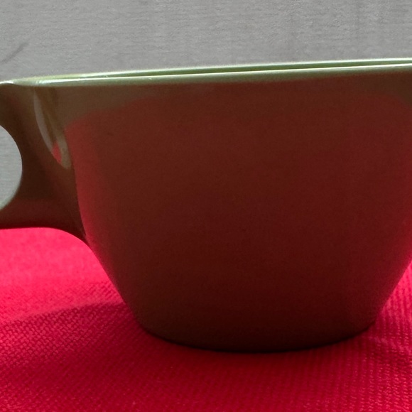 TEA CUPS Melamine Vintage Olive Green w/Handles (Unbranded) SET OF 4 - Picture 2 of 9